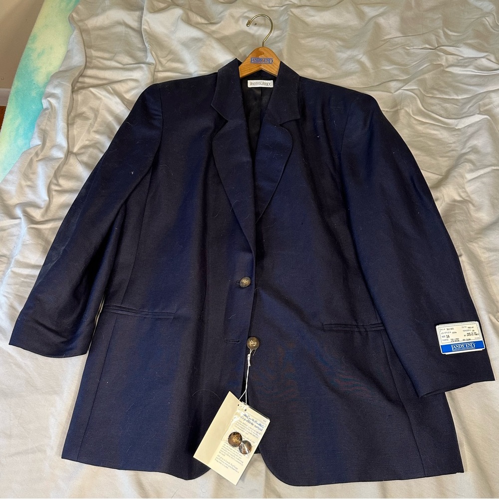 VINTAGE 90’s Lands’ End blazer!